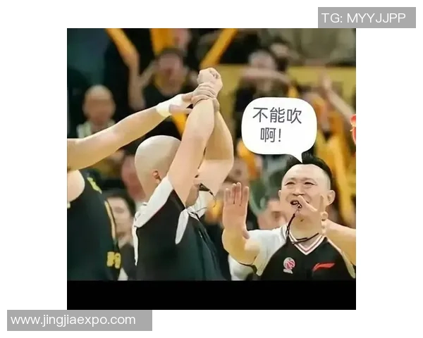 老鹰主帅克林斯佩控诉裁判不公，引发舆论讨论